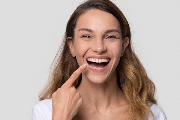 Teeth Straightening Alternatives To Metal Braces