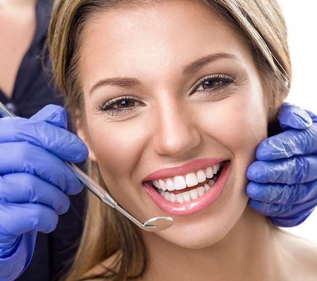 Houston Teeth Whitening at Dentist